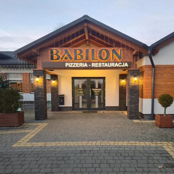 Babilon Krzeszów, hótel í Krzeszów