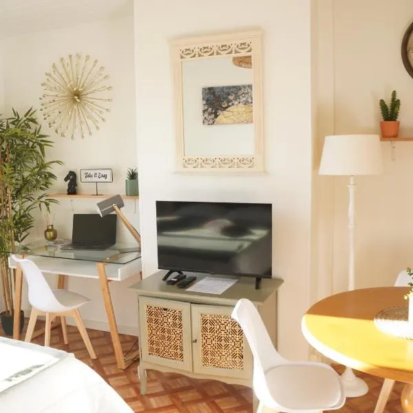 Studio Lumineux Caen - Proche Gare & D-Day, готель у місті Кан