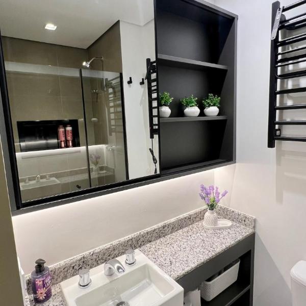 Moema 814 - Studio moderno a 3min do metrô, piscina, estrutura completa, próximo aeroporto CGH - Foto 3