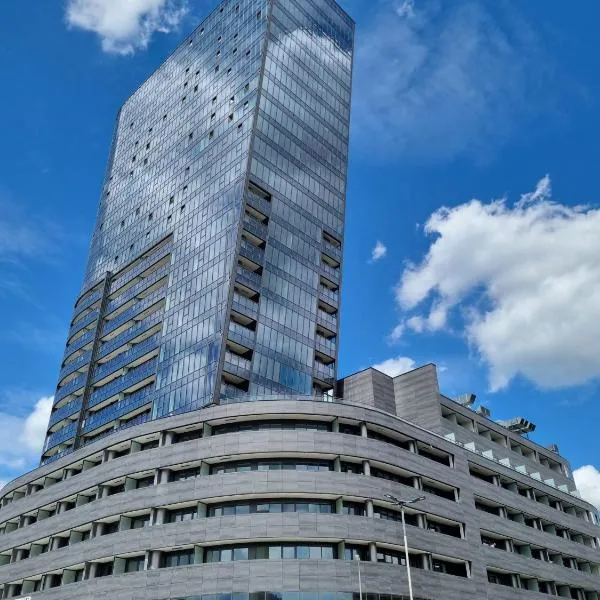 JBHotels Apartament Premium Hanza Tower, hotel in Szczecin