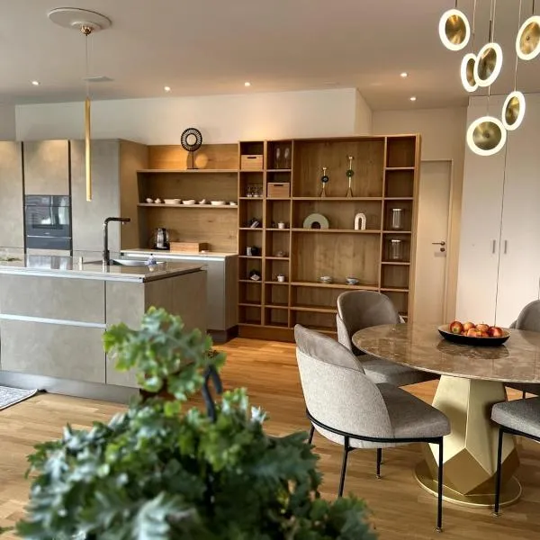 New and elegant luxury apartment, hotel u Klotenu