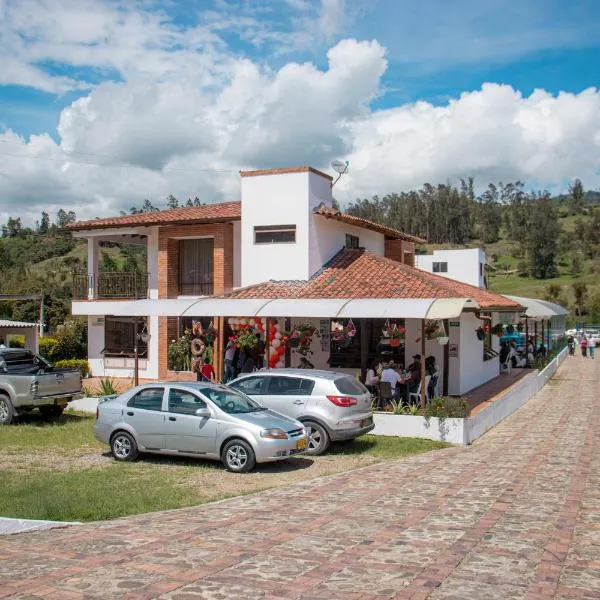 La Quinta Jenesano – hotel w mieście Jenesano