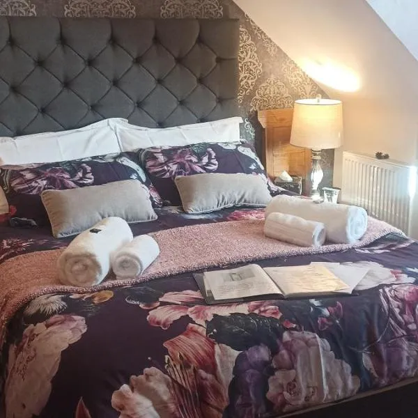 Outlander Boutique B&B ONLY ADULT Delux Room, hotel em Cruden Bay