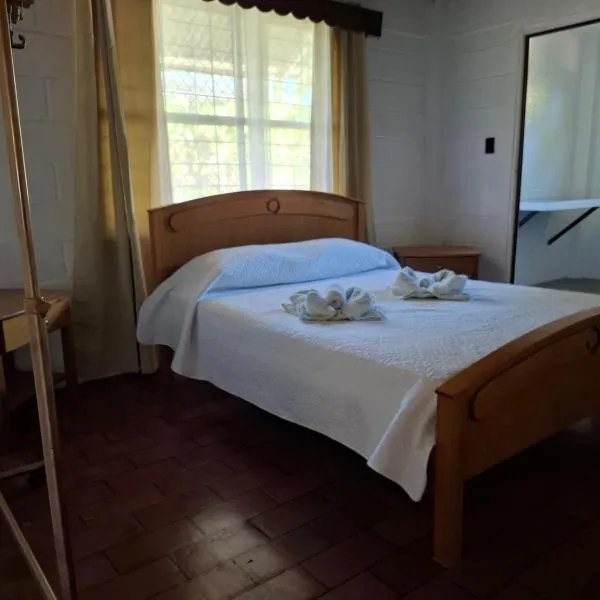 Coco Beach House, hotel in Coco