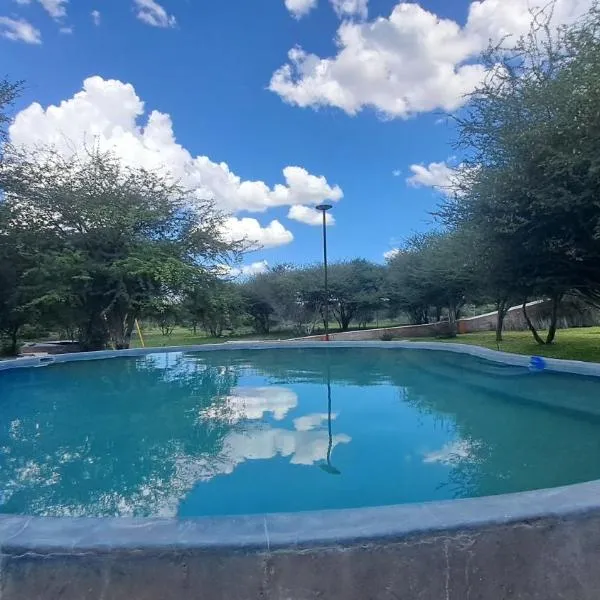 The Spot at Ghanzi, hotel em Khemsbok