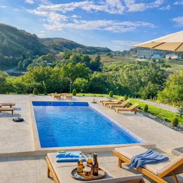 Green panorama Vrdnik, hotel en Vrdnik