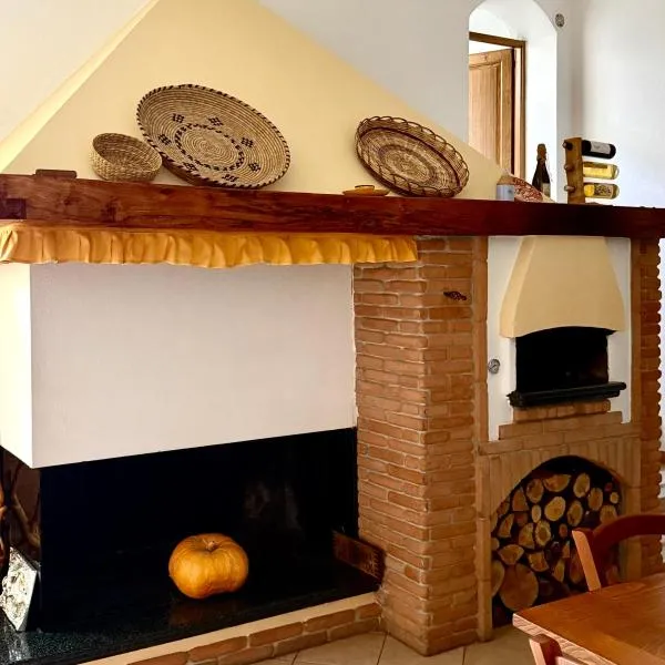 La Rondinella, hotel u gradu 'Fonni'