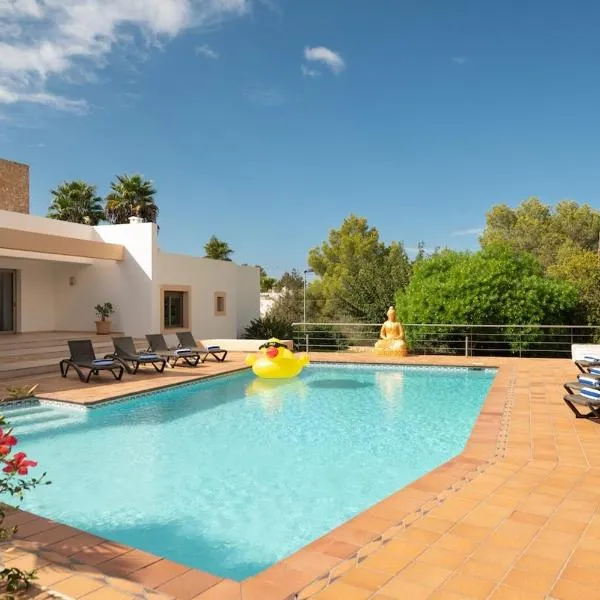 Villa Bellissima, hotel en Bahía de San Antonio