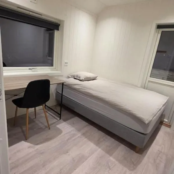 Arctic Nine - Room nr 8 - Central room on the island, hotel di Tromsø