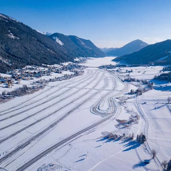 SeeHotel & SeeApartments Kärntnerhof- direkt am See!, hotel em Weissensee