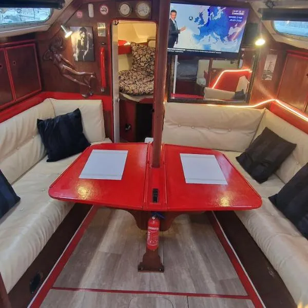 Voilier de tout confort, hotel din Cherbourg en Cotentin