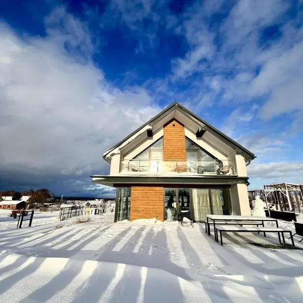Butter Chill House - Dom na Kaszubach, hotel in Masłowo