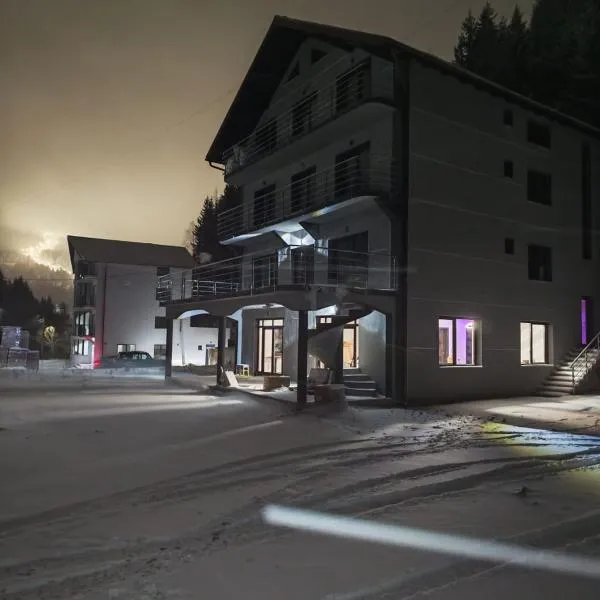 Perla Nordului Luxury, ξενοδοχείο σε Statjunea Borsa