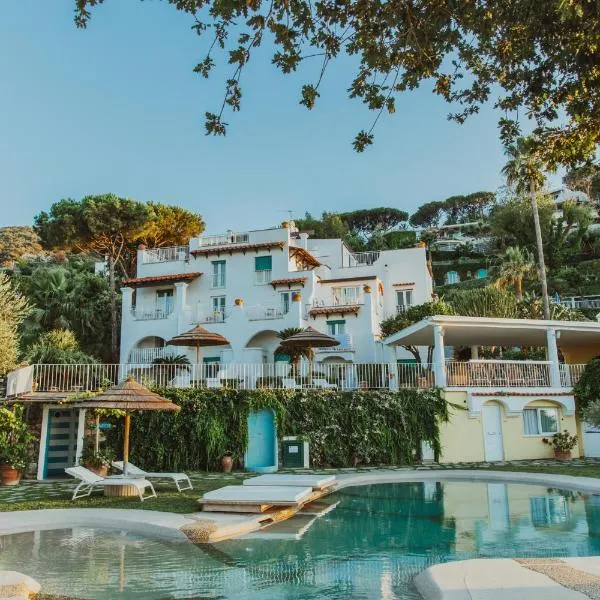 歐陸馬爾酒店，伊斯基亞的飯店