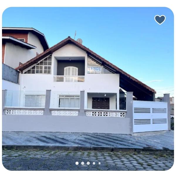 Casa sobrado na praia