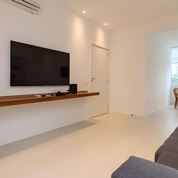 Ata302| Apartamento próximo a Praia do Leblon