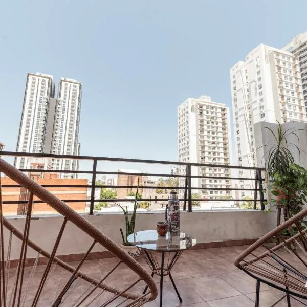 Depto en Boulevard con cochera y terraza exclusiva, viešbutis mieste Santa Fė
