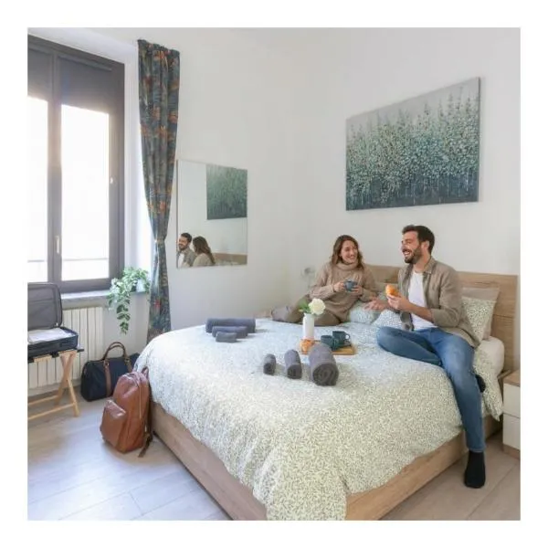 OurJoy & SkyJoy condo units - Via M Gioia, 47 - Strong WiFi, private parking, Central Station, Milan, hotel u Milanu