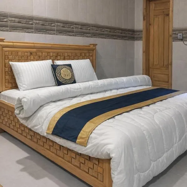 Neelam Water View Hotel，Kundālshai的飯店