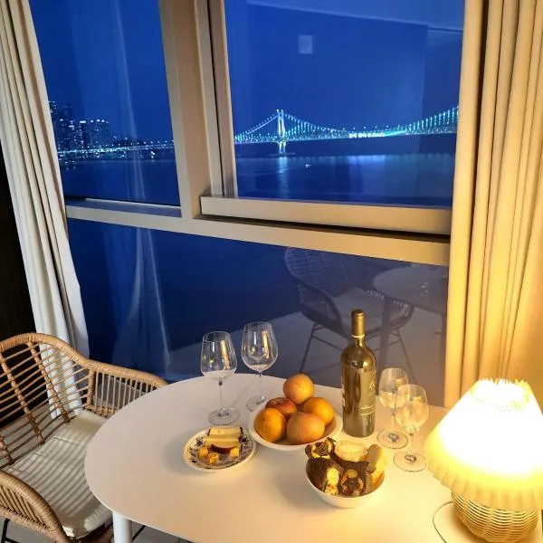 #Busan #Gwangalli #FriendsTrip #HighFloorView #GwanganBridge, hotell i Busan