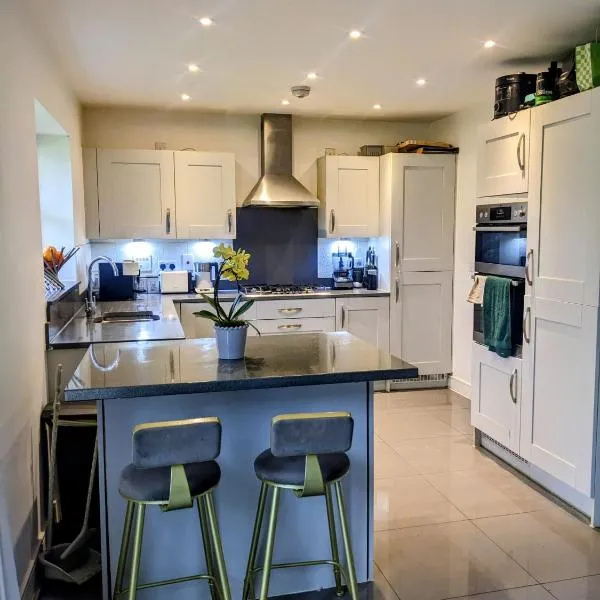 Modern Luxury Guest Bedrooms Gerrards Cross, hotel di Gerrards Cross