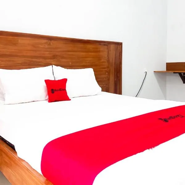Nganjuk में, होटल RedDoorz Plus Syariah at Umyas Hotel near Terminal Anjuk Ladang Nganjuk