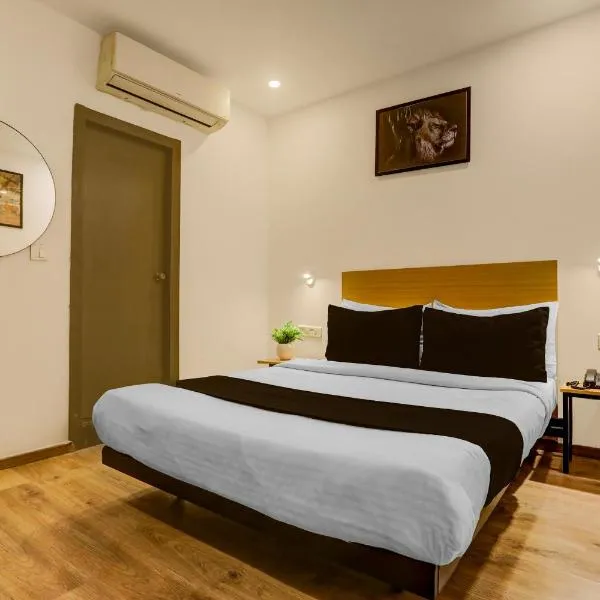 Super Townhouse Mumfordganj Fountain Crossing Formerly APS Inn, hôtel à Prayāg