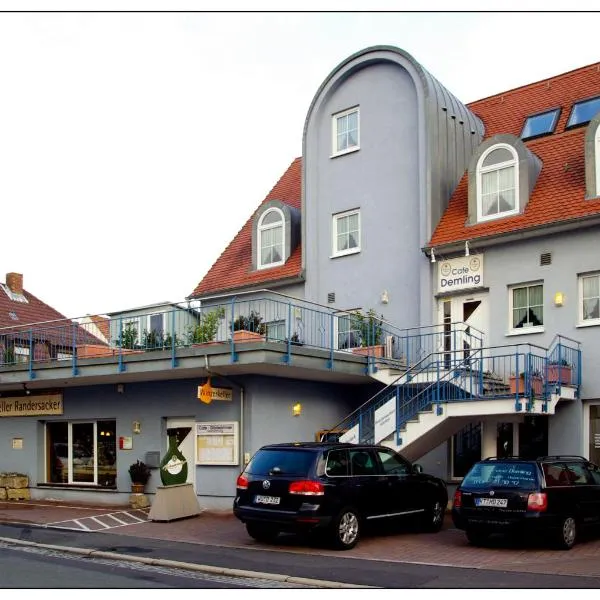 Hotel-Cafe Demling, hotel di Randersacker