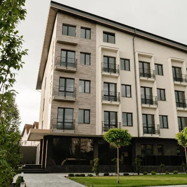 Hotel Oasis, hótel í Vinnytsia