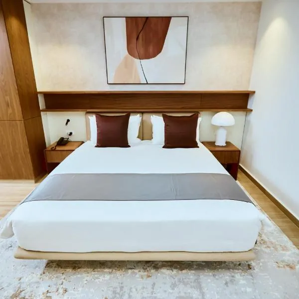 Hôtel Ivotel Abidjan, hotel em Abidjan