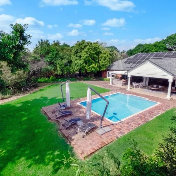 Manor On Main, hotel in Midrand