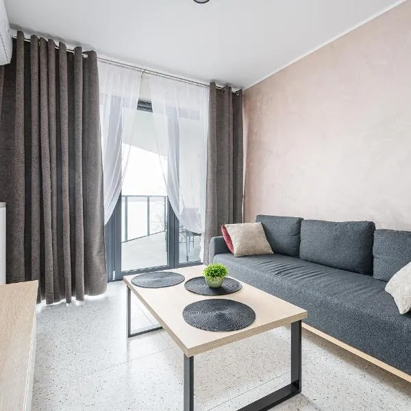 RentPlanet - Apartament Groszkowskiego, hotel a Zegrze