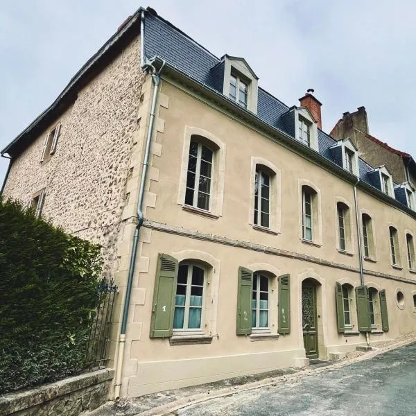 Les Glycines 23300, Hotel in La Souterraine