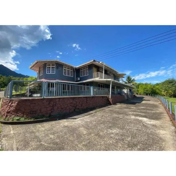 Hotel O Rb Homestay & Farms 2 โรงแรมในกูชิง