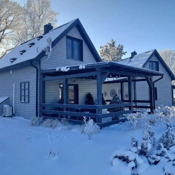 Domki na Kaszubach - Chabry i Rumianki - Roztoka, Przywidz - Basen Sauna Jacuzzi KASZUBY，Roztoka的飯店