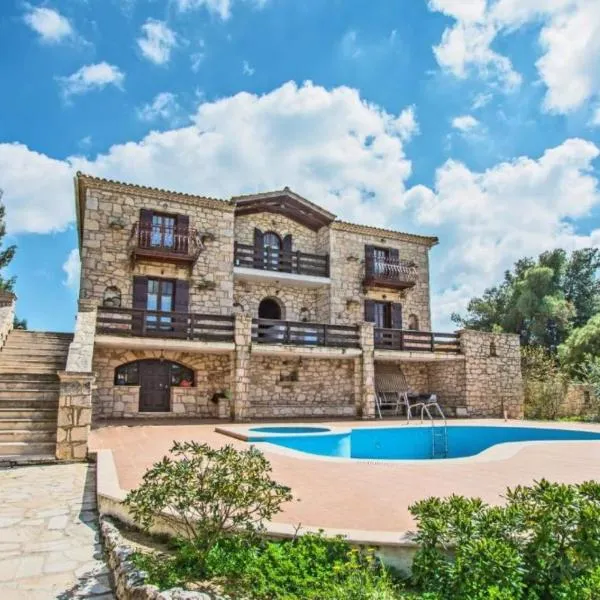 Villa Vivian Natura by "elite": Ágios Nikólaos şehrinde bir otel