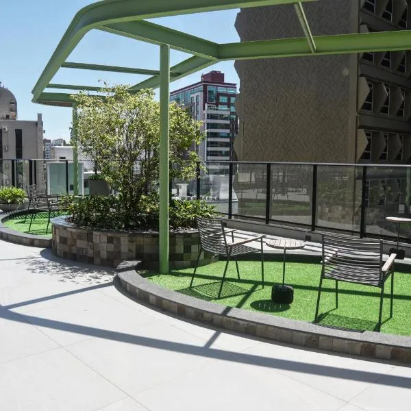 Xtay Oslo Florianópolis – Estúdios com rooftop no Centro, hotel em Florianópolis