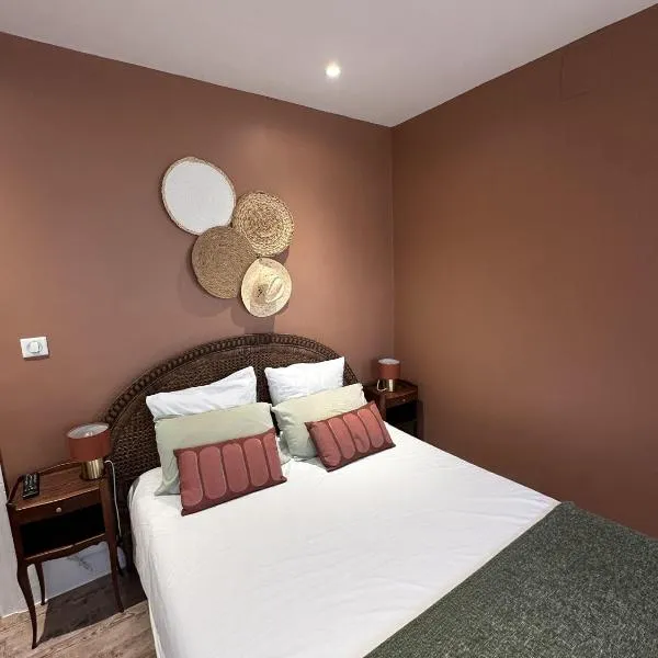 Studio 1 des Remparts à 5 mins de Charleville-Mézières、Warcqのホテル