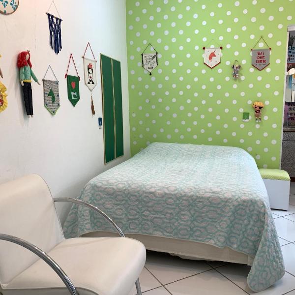 Quarto privativo com entrada independente