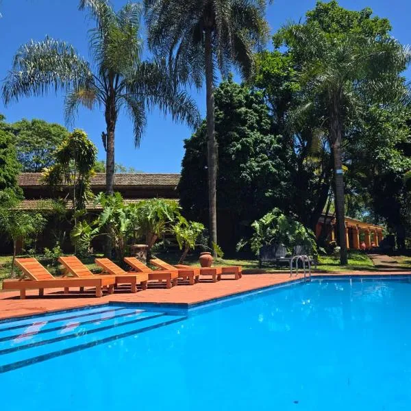 Hotel & Restaurant Las Brisas, hotel em Puerto Esperanza