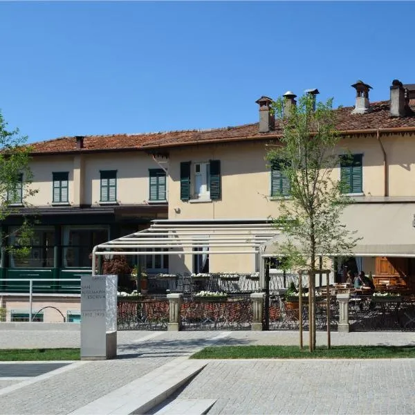 Albergo Della Torre, hotel v destinaci Cernobbio