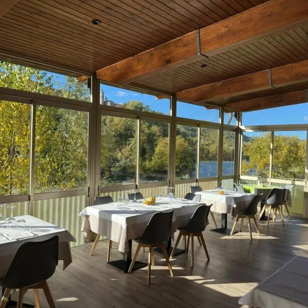 Una Finestra Sul Lago, hotel in Castel dellʼAlpi