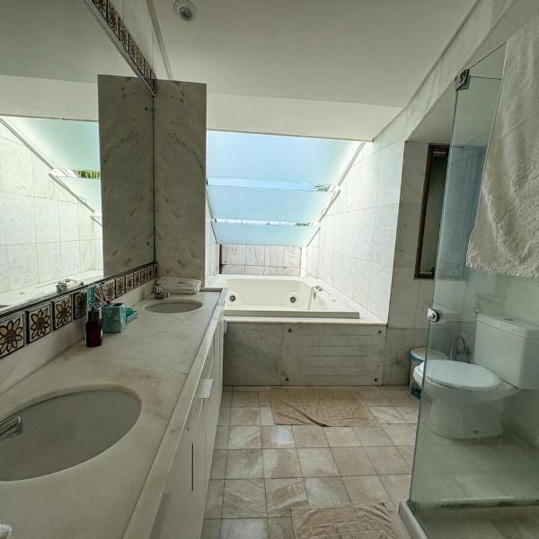 Casa de alto padrão com piscina aquecida e marina - Foto 3