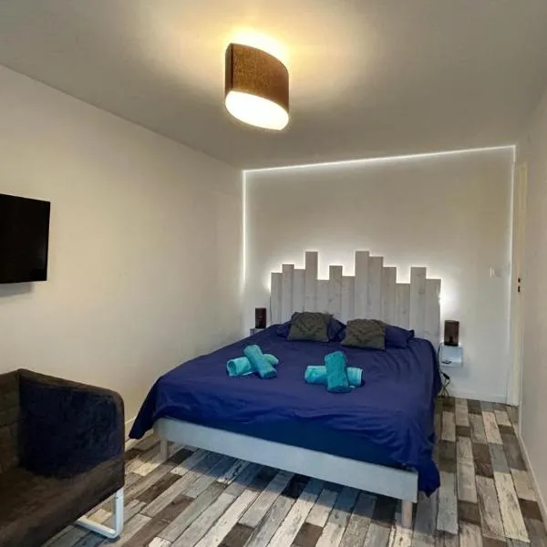 Maison de bourg avec beaucoup de charme, hotel Nuillé-sur-Vicoin városában