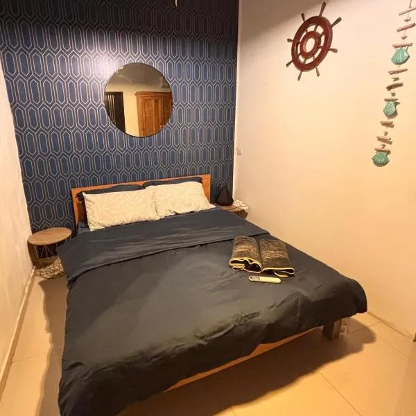 Sliema Room with ensuite bathroom, air-condition and spacious, hotel en Sliema