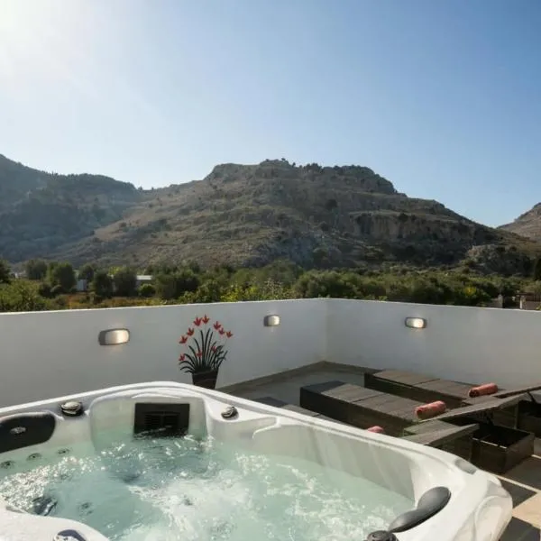 Stergios top view residence with jacuzzi, hotel in Kolymbia