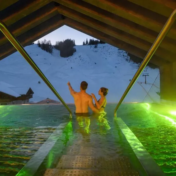 Hotel Zauchensee Zentral, готель у місті Цаухензе