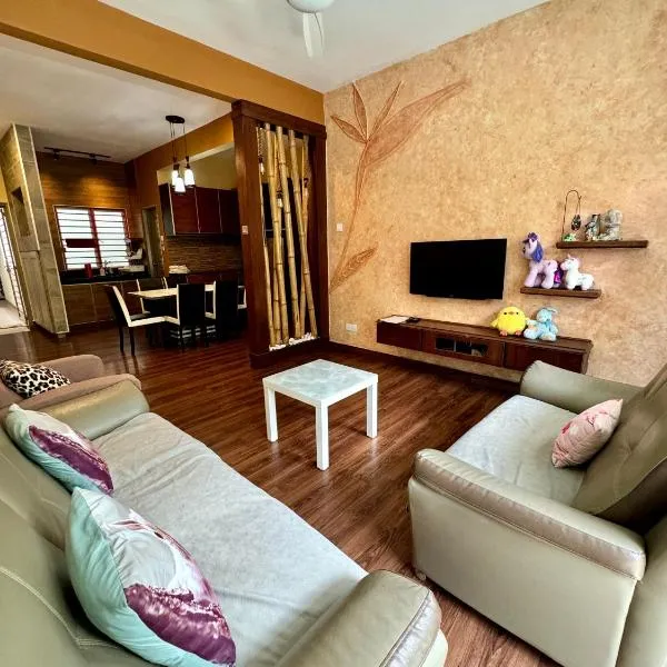 Ayaan Bliss Homestay at QuintetTanahRata, hotel a Cameron Highlands