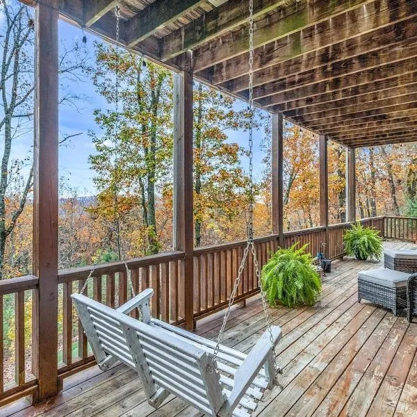 Bohemian Hideaway, Mountain and Valley Views, Pet Friendly, ξενοδοχείο σε Ringgold