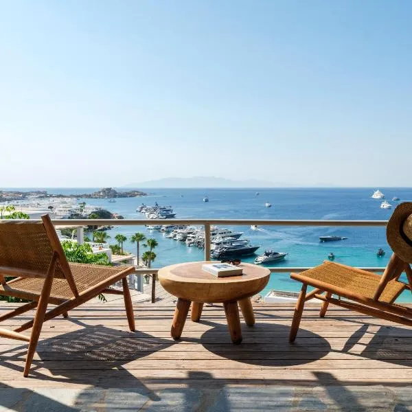 Trinitas Mare Psarou Beach, מלון בפסארו